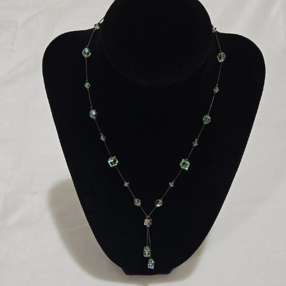 Jewelry - Green Crystal Necklace